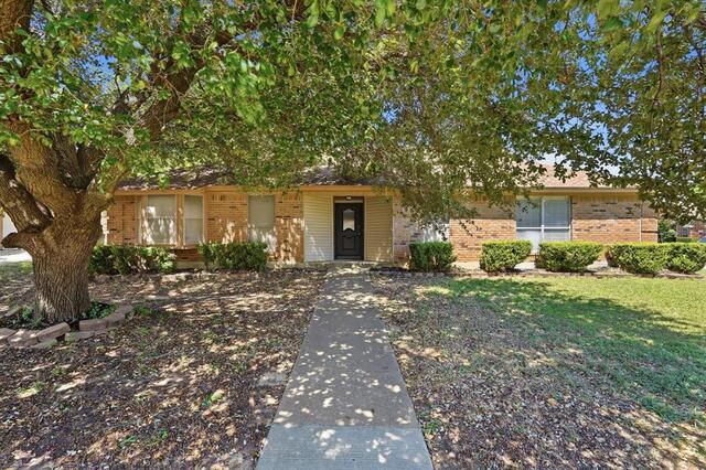 5353 Lynda Court, North Richland Hills, TX image