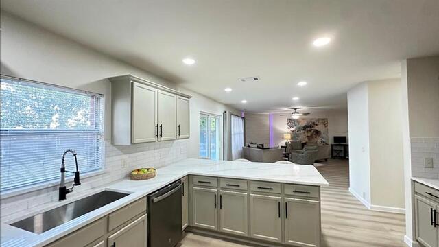 2212 Hamden Court, Little Elm, TX photo 8