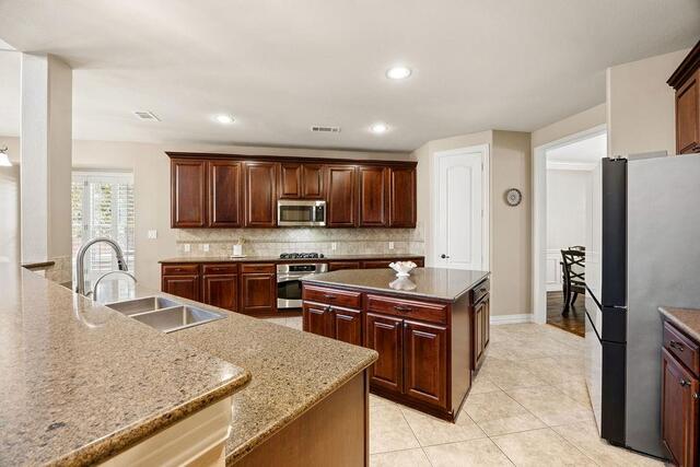4823 Linda, Lane Frisco, TX photo 11