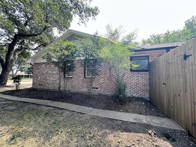 1814 Walnut, Avenue Carrollton, TX photo 35