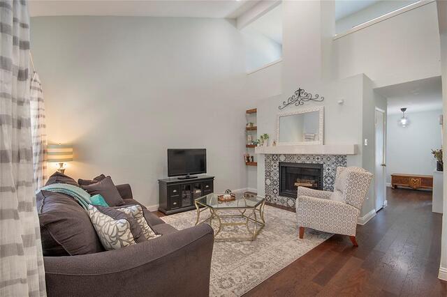 704 Creekwood, Drive Lewisville, TX photo 5
