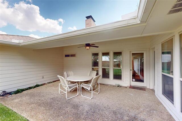 2251 Woodcreek, Street Carrollton, TX photo 37