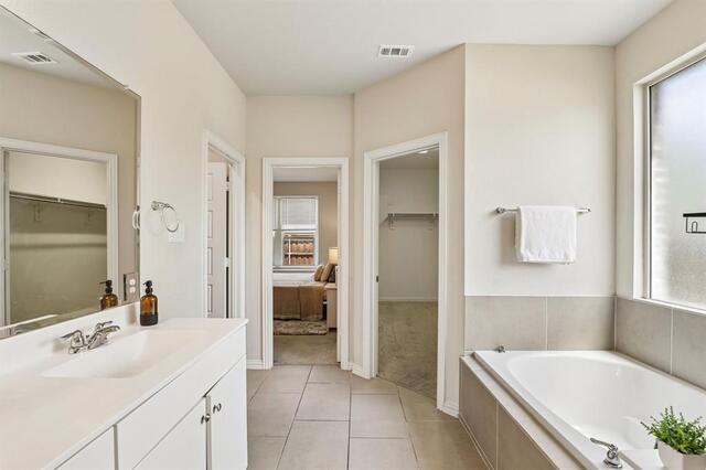 1601 Spanish Bay Court, Little Elm, TX photo 21