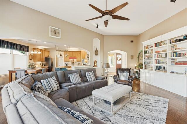 2404 Creek Ridge, Drive McKinney, TX photo 7