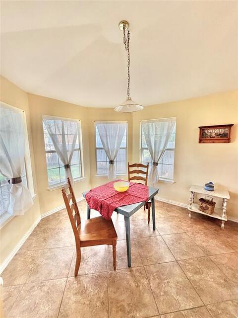 2220 W Brooklake, Street Denton, TX photo 9