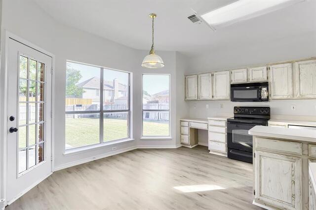 1313 Blue Jay, Drive Lewisville, TX photo 12