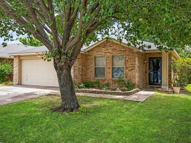 2120 Shawnee Trail, Fort Worth, TX image