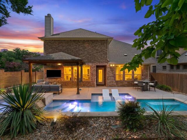 100 Griffith Court, Euless, TX image