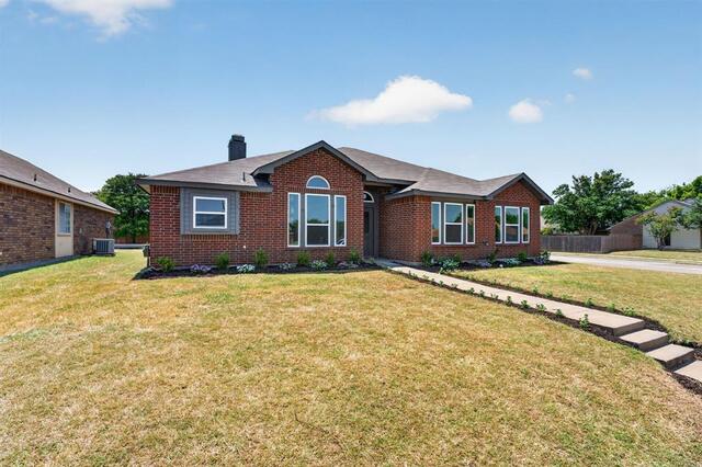5800 Baker Drive, The Colony, TX photo 2