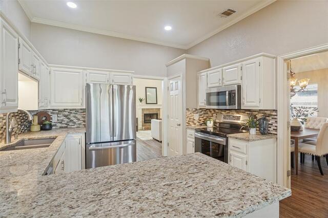 913 Royal Oaks, Drive Lewisville, TX photo 15