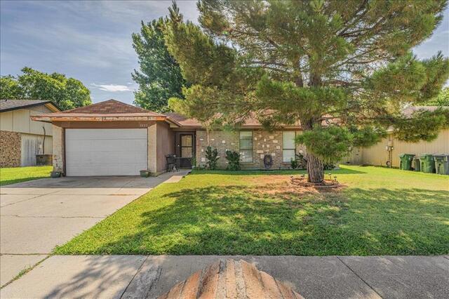 3423 Hickory Hill Drive, Arlington, TX image
