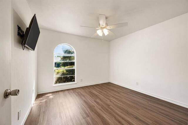 1905 Castille, Drive Carrollton, TX photo 28