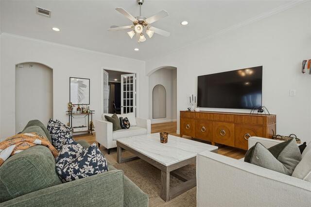 6101 Whiskerbrush Road, Flower Mound, TX photo 14