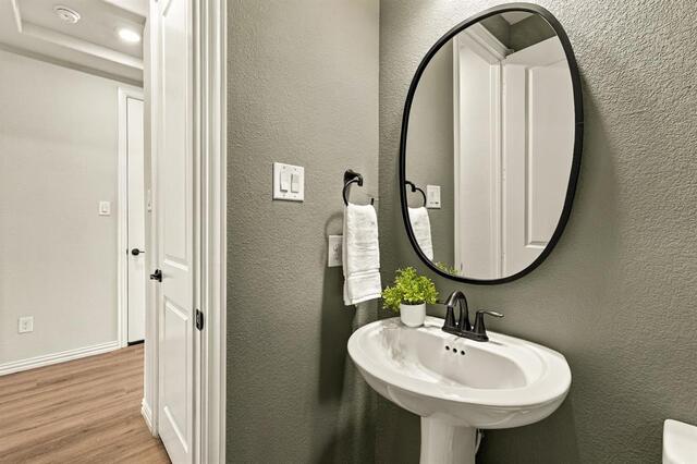 2329 Bella, Court Carrollton, TX photo 10