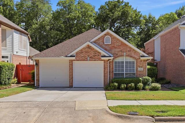 4900 Rockcreek, Lane Plano, TX photo 2