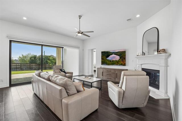 1212 Heritage West Court, Flower Mound, TX photo 10