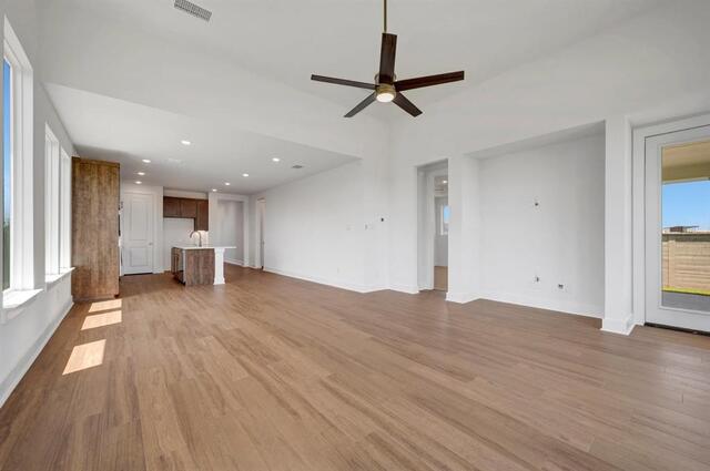 8001 Autumn Sage, Trail Denton, TX photo 16
