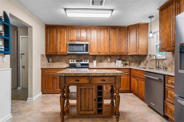 3911 White Oak Court, Flower Mound, TX photo 16