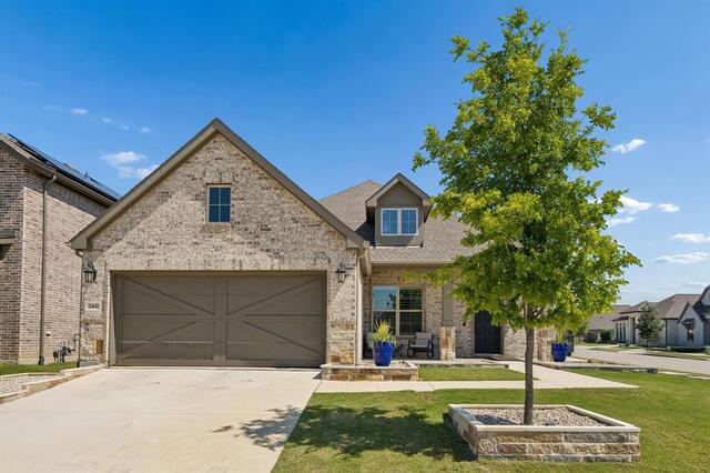 360 Foxthorne Way, Little Elm, TX photo 2