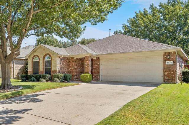 5316 Shepherd Place, Flower Mound, TX photo 3