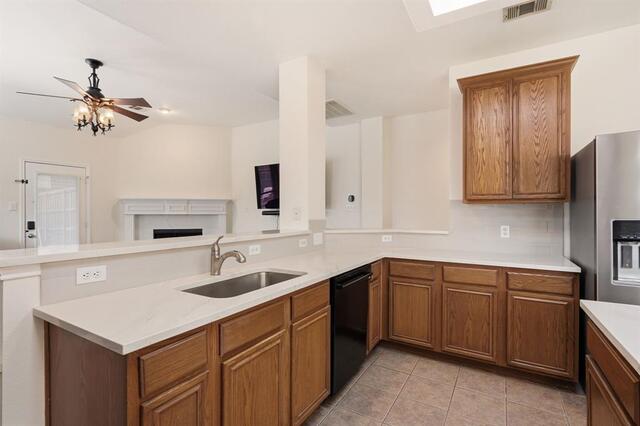 6528 Stewart Boulevard, The Colony, TX photo 4