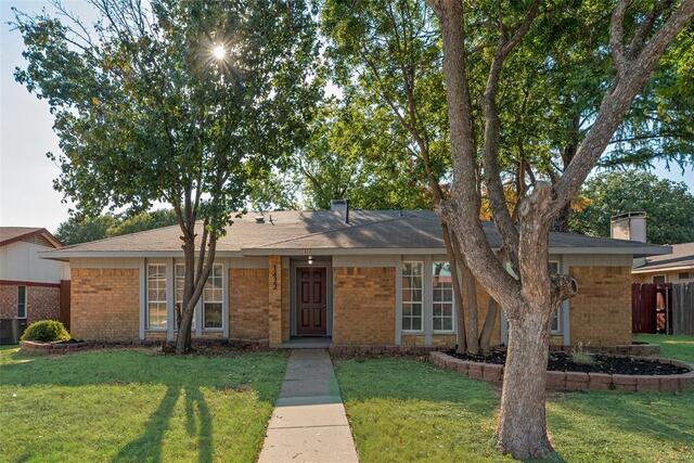 1422 Westwood, Drive Lewisville, TX photo 2