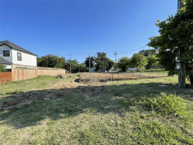 1400 E Morphy Street, Fort Worth, TX image