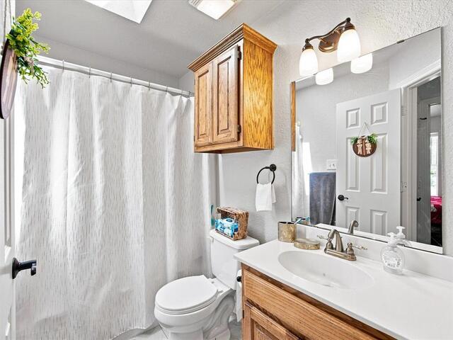 2532 John, Drive Denton, TX photo 11