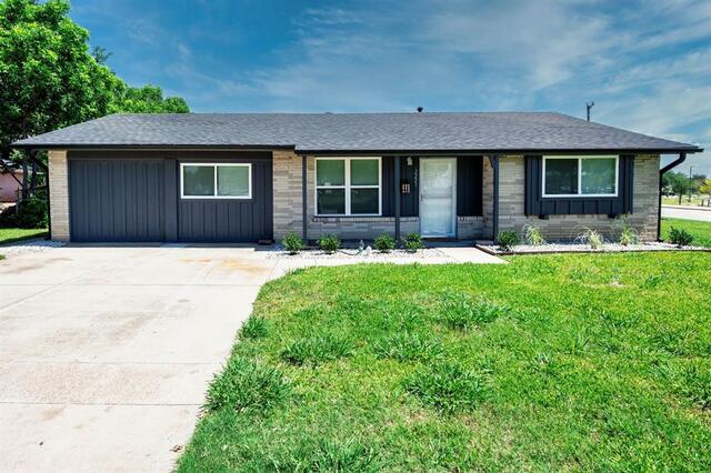 2221 Marilyn Lane, Arlington, TX image