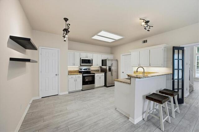 2203 Meadowstone, Drive Carrollton, TX photo 12