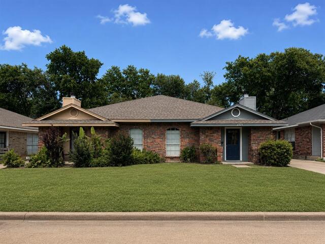 2327 Summer Place Drive, Arlington, TX image