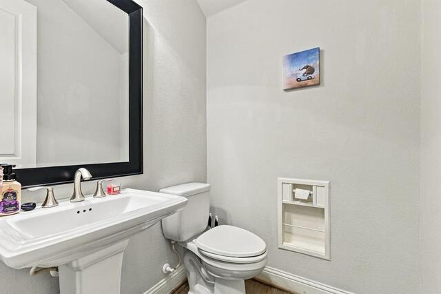 405 Sir Torin, Lane Lewisville, TX photo 9