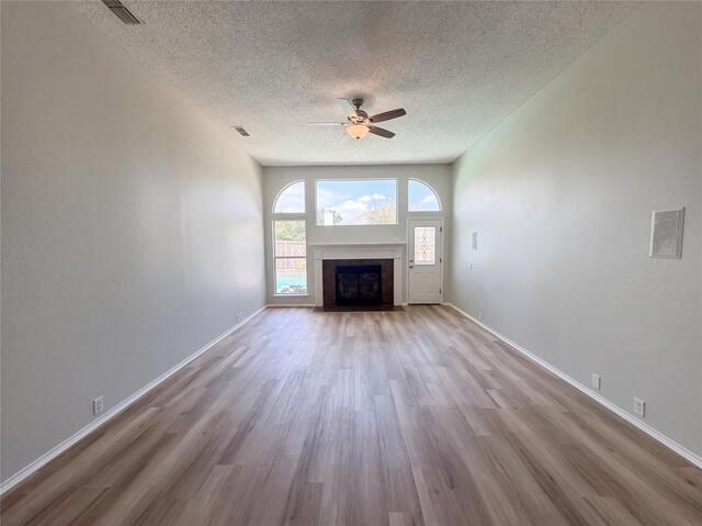 401 Pin Oak, Trail Keller, TX photo 2