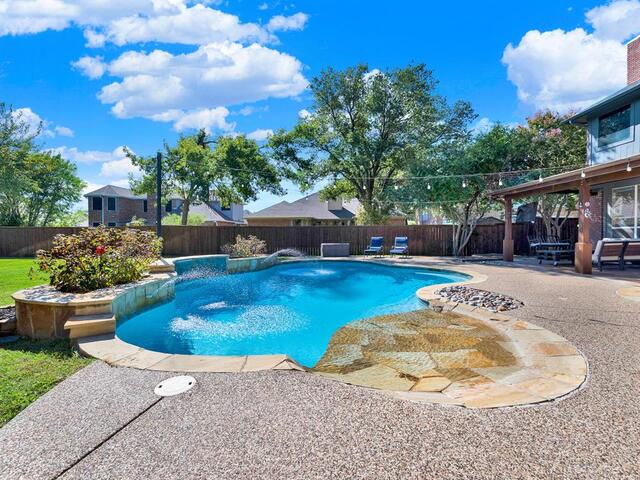 2904 Oak Bend Court, Flower Mound, TX photo 12