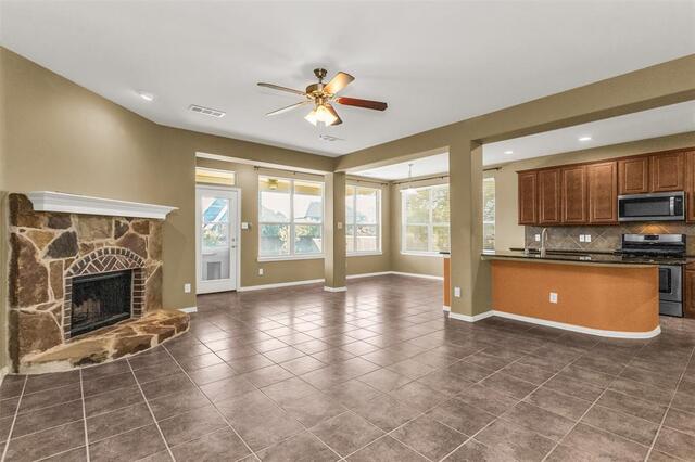 2620 Tradewinds Drive, Little Elm, TX photo 3