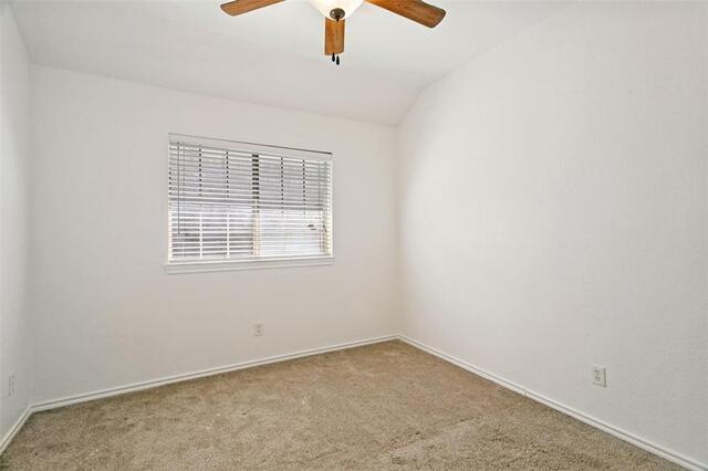 513 Creek, Court Lewisville, TX photo 10