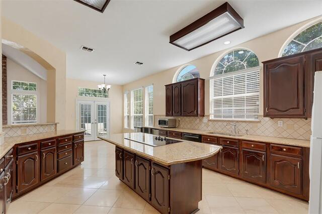 634 Oakbend, Drive Coppell, TX photo 13
