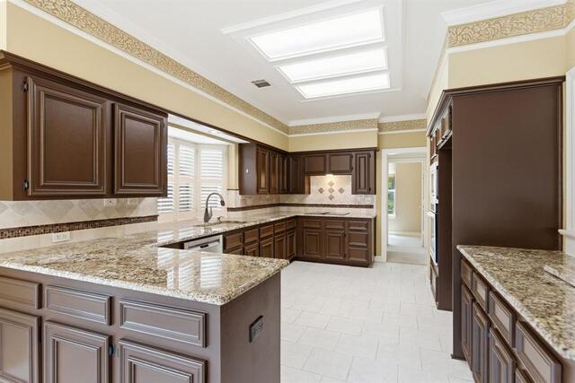 1105 Lakestream, Drive Plano, TX photo 15