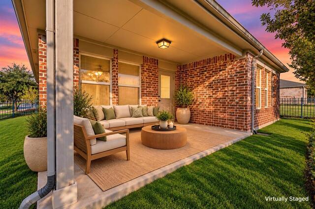 311 Mariposa, Lane Frisco, TX photo 3