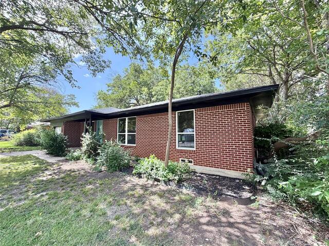 1812 Carlton, Street Denton, TX photo 2