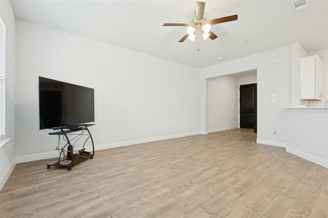 533 Hutchinson, Lane Lewisville, TX photo 12