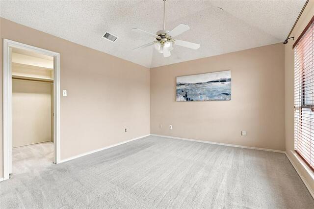 2923 Menlo Park, Lane Carrollton, TX photo 14