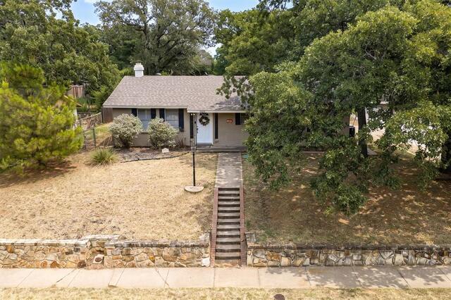1006 N Lucas Drive, Grapevine, TX image
