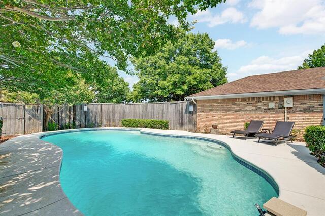 2409 Glen Morris, Road Carrollton, TX photo 34