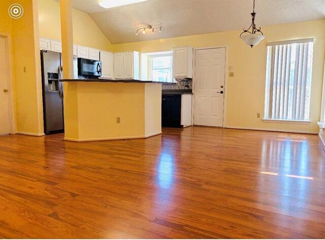 2077 Sundance, Court Lewisville, TX photo 6