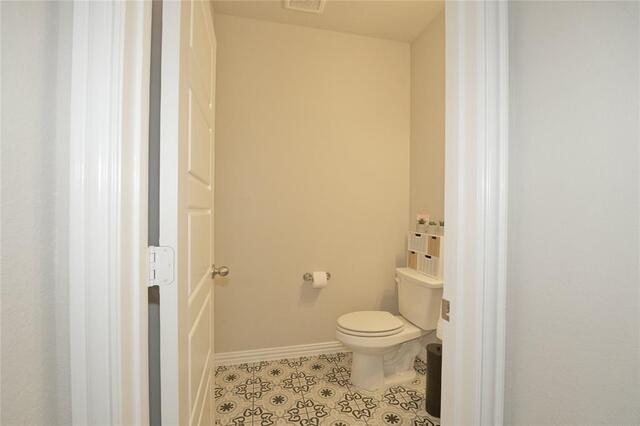 5516 Candlewood, Drive Denton, TX photo 7