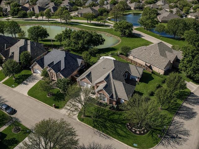319 Lakewood Drive, Trophy Club, TX image