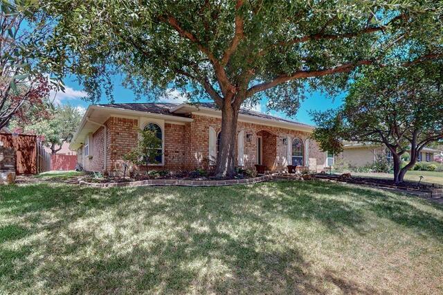 2251 Woodcreek, Street Carrollton, TX photo 2