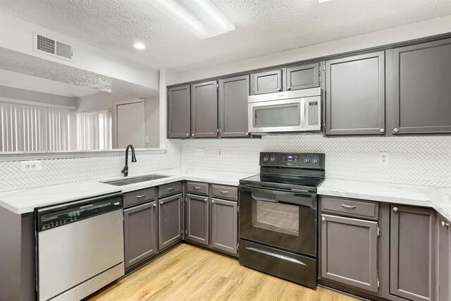 1106 Alameda, Drive Carrollton, TX photo 13
