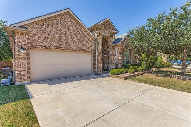 3556 Glass Mountain Trail, Fort Worth, TX image